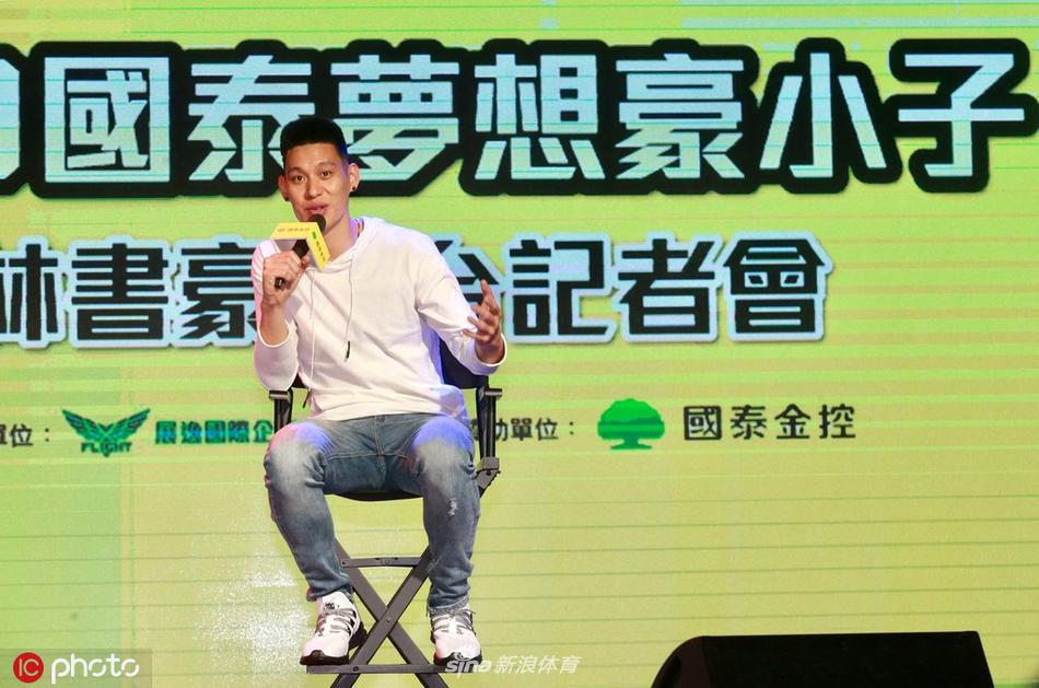 被郭士強摟著耳（ěr）語！李弘權：郭導說防得好 專注打完（wán）比賽（sài） 不要犯規