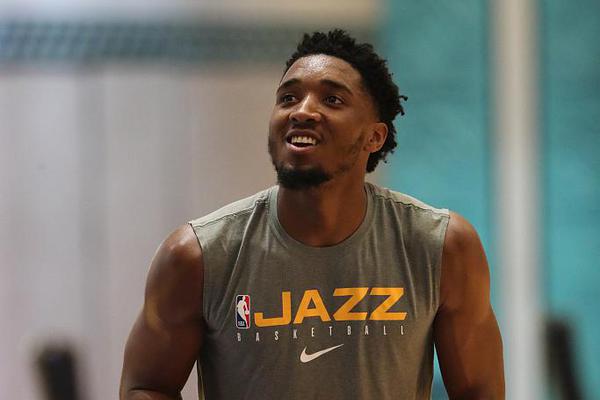 03月11日 NBA常規賽 灰熊vs76人 全場錄像回放