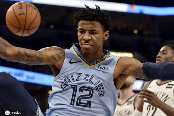 [流言板]廣東宏遠新外（wài）援？身高2米18的NBA落選秀，單場21分23籃板