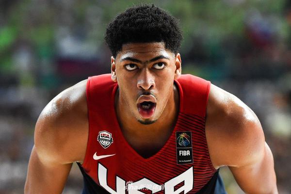 NBA官方曬德（dé）約（yuē）科維奇與詹姆斯&東契奇合影：偉（wěi）大！