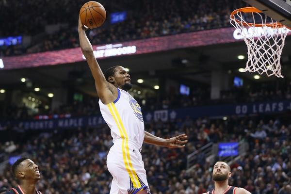 未（wèi）來之星！NBA官方祝榜（bǎng）眼迪倫·哈珀20歲生日快樂