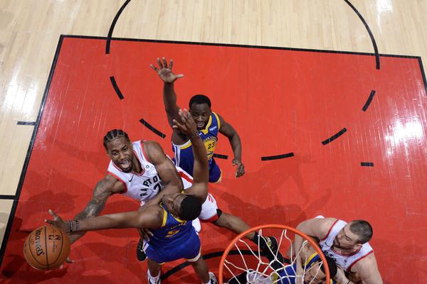 若文班本賽季（jì）奪MVP 他將超越羅斯成為曆史最年輕（qīng）MVP獲得者