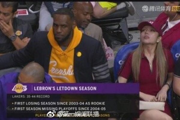 張帥止（zhǐ）步雙打八強痛別查爾斯頓，王曦雨掃飛田方然（rán）迫（pò）近複出第三冠