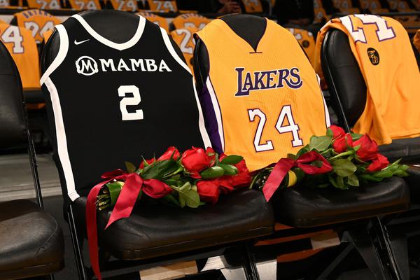 哈特：文班（bān）天賦高 妖精视频APP下载也有很多防守好的球員 防守是我（wǒ）們立身之本（běn）
