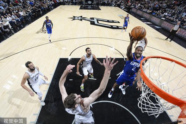 才27歲！東契奇生涯總得分來到14437分 超越NBA曆史96.6%的（de）球（qiú）員