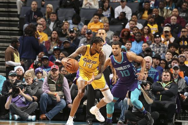 結果在NBA打了（le）9年！小斯：“林瘋狂”前林書豪連球探報告都沒有
